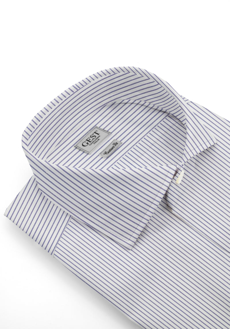Camicia Piumino In Pregiato Cotone Egiziano Giza 87 Bianca Con Righe Azzurre - Vista Frontale - Camicia Cotone Italiano - ... — Camicia Gest